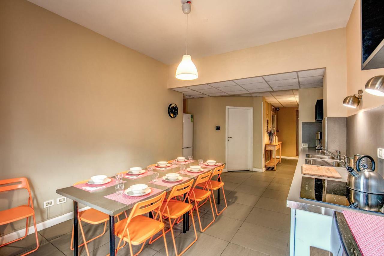 Tuscolano 6 Bedroom 6 Bathroom * Rome