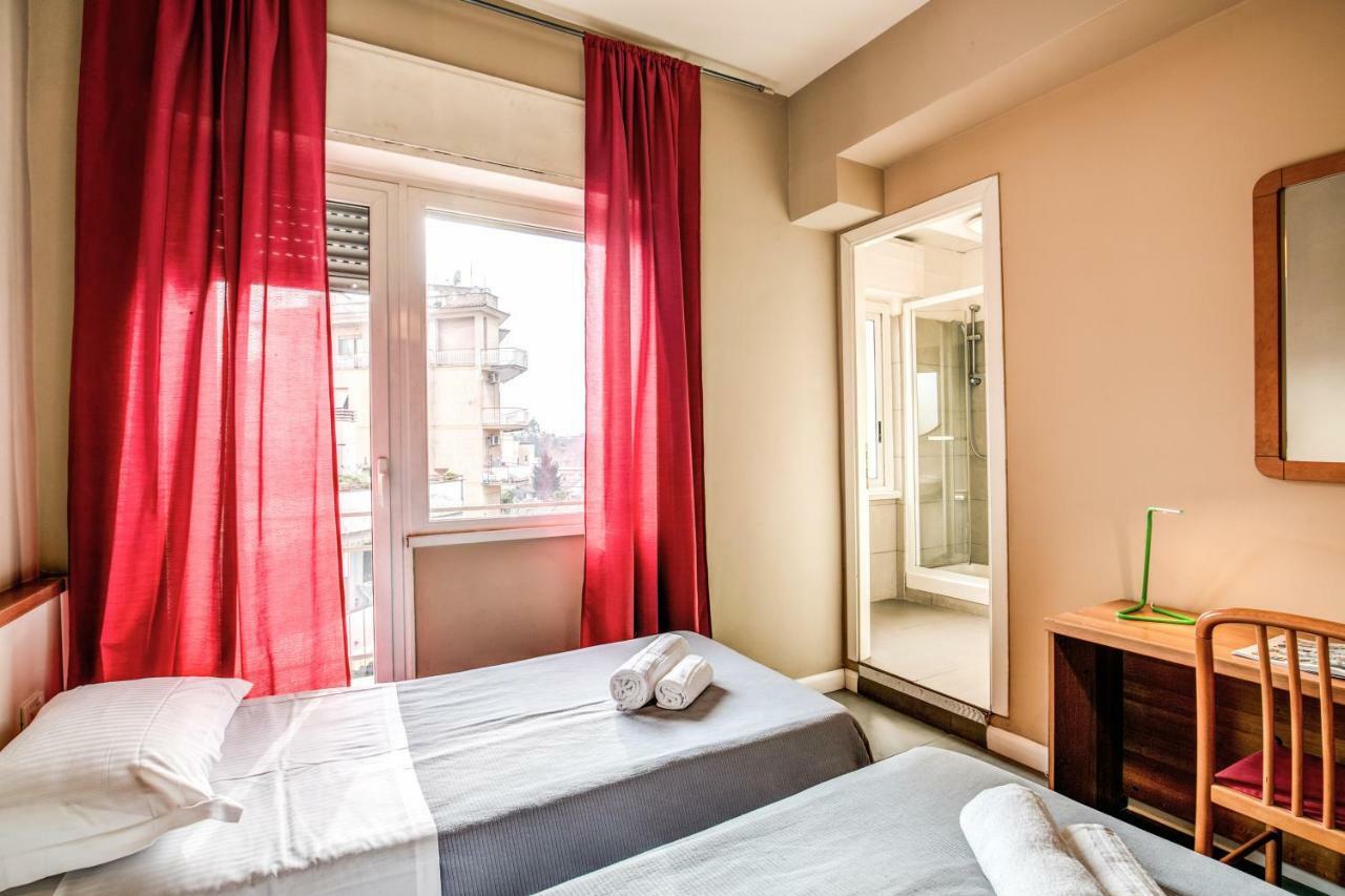 Apartment Tuscolano 6 Bedroom 6 Bathroom Rome
